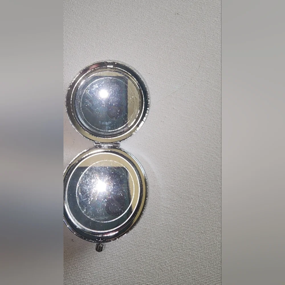 BEJEWELED EUC PURSE EMBELLISHED COMPACT MIRROR - Picture 2 of 5